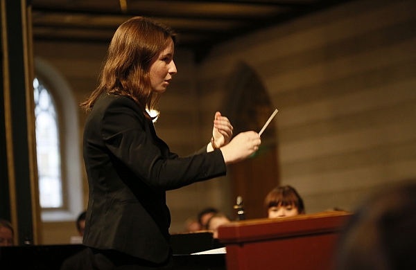 Dirigent hovedkorps: Julie